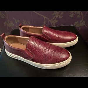 Men’s shoes